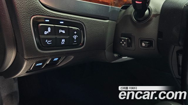 Hyundai Equus 2014 — photo 16