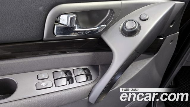 KG Mobility KORANDO 2016 — photo 17