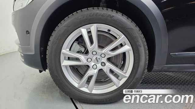Volvo V90 2017 — photo 5