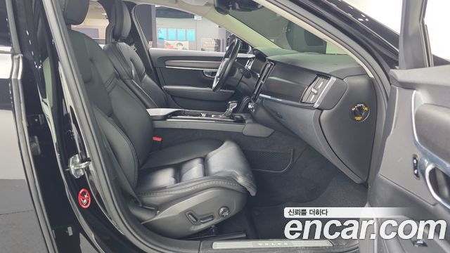 Volvo V90 2017 — photo 11