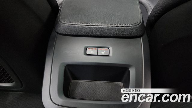 Volvo V90 2017 — photo 18