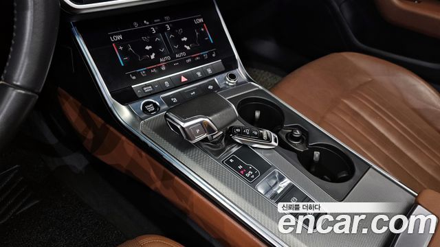 Audi A6 2021 — photo 9