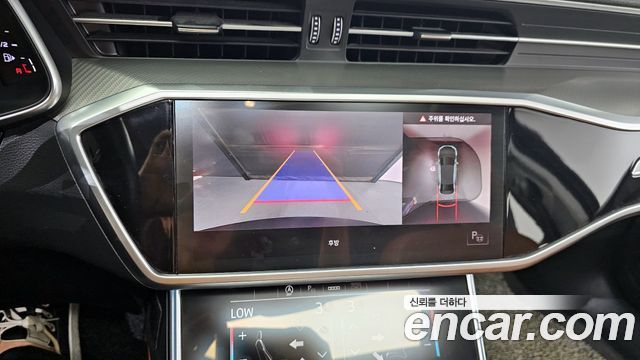 Audi A6 2021 — photo 15