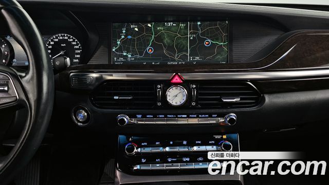 Genesis EQ900 2016 — photo 15