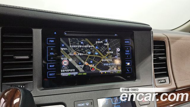 Toyota Sienna 2017 — photo 14