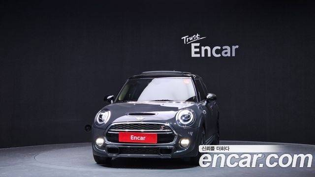 Mini Cooper 2019 — photo 3