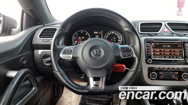 Volkswagen Scirocco 2012 — photo 13