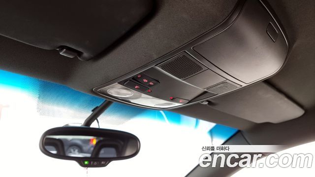 Volkswagen Scirocco 2012 — photo 18
