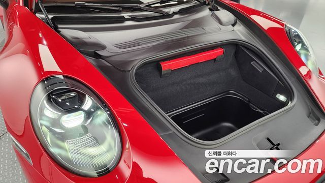 Porsche 911 2022 — photo 6
