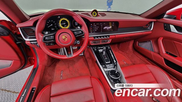 Porsche 911 2022 — photo 7