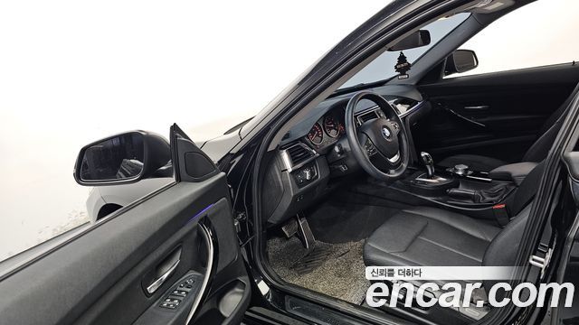 BMW Gran Turismo 2018 — photo 10
