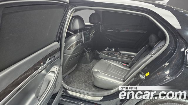 Genesis EQ900 2016 — photo 12