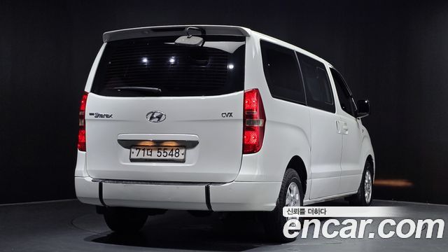 Hyundai Starex 2011 — photo 2