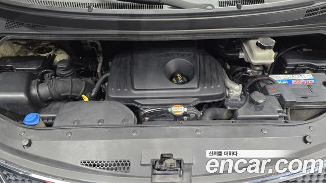 Hyundai Starex 2011 — photo 6