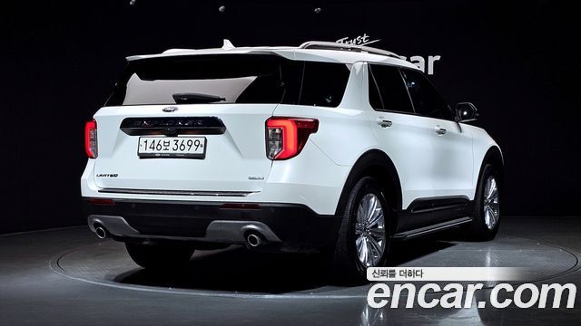Ford Explorer 2020 — photo 2
