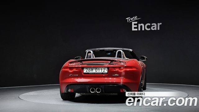 Jaguar F-TYPE 2017 — photo 4