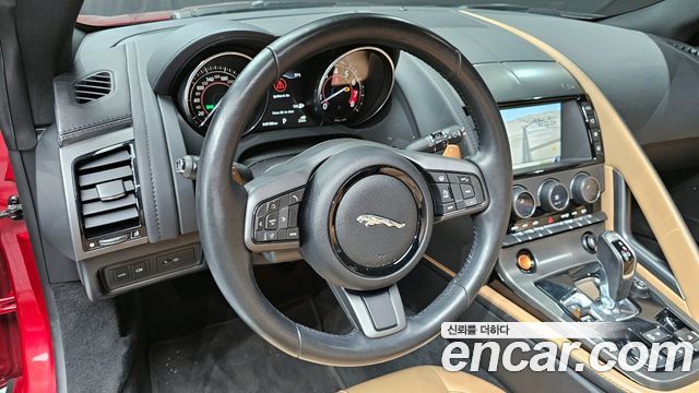 Jaguar F-TYPE 2017 — photo 12