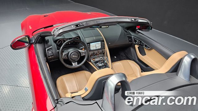 Jaguar F-TYPE 2017 — photo 19