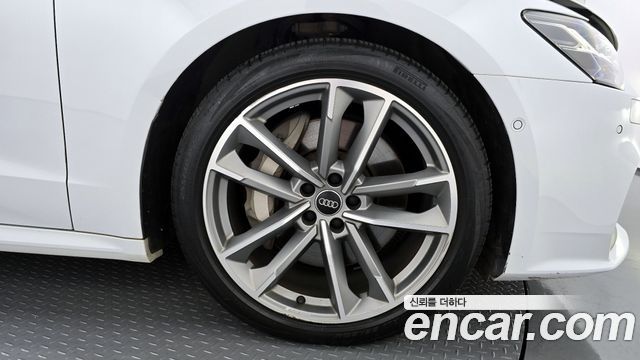 Audi A7 2020 — photo 5
