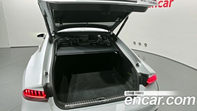 Audi A7 2020 — photo 20