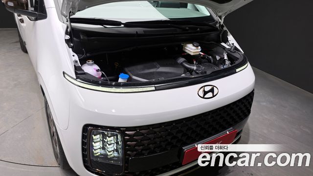 Hyundai Staria 2024 — photo 6