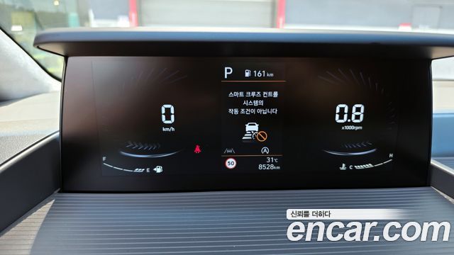 Hyundai Staria 2024 — photo 8