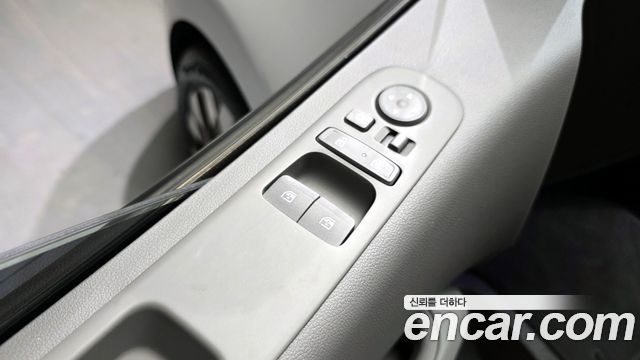 Hyundai Staria 2024 — photo 14