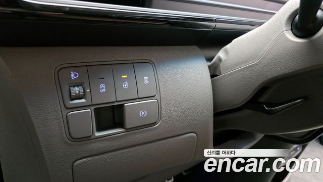 Hyundai Staria 2024 — photo 15