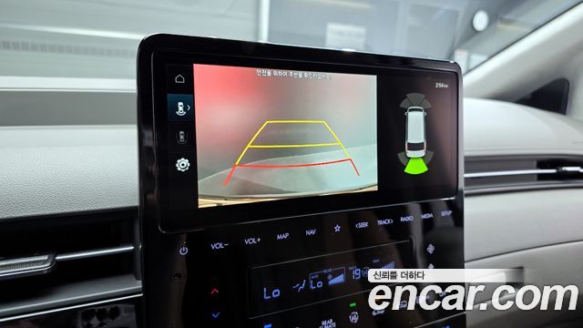Hyundai Staria 2024 — photo 17