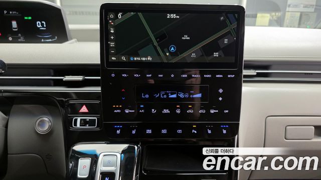 Hyundai Staria 2024 — photo 18