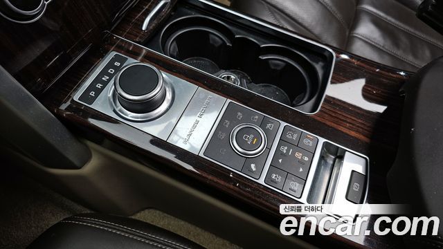 Land Rover Range Rover 2016 — photo 9