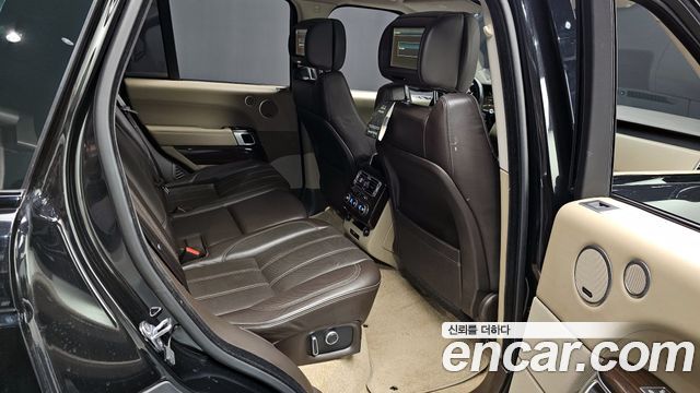 Land Rover Range Rover 2016 — photo 12