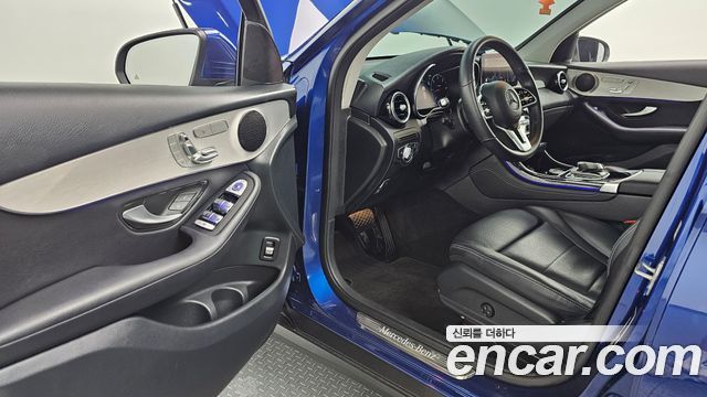Mercedes-Benz GLC-Class 2020 — photo 11