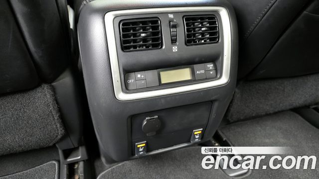 Infiniti JX 2013 — photo 19