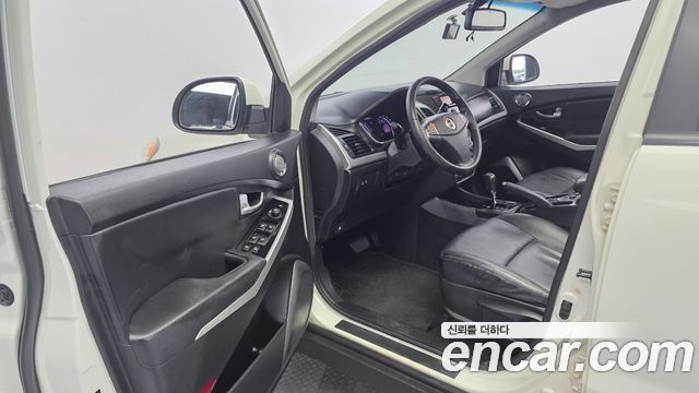 KG Mobility KORANDO 2014 — photo 11