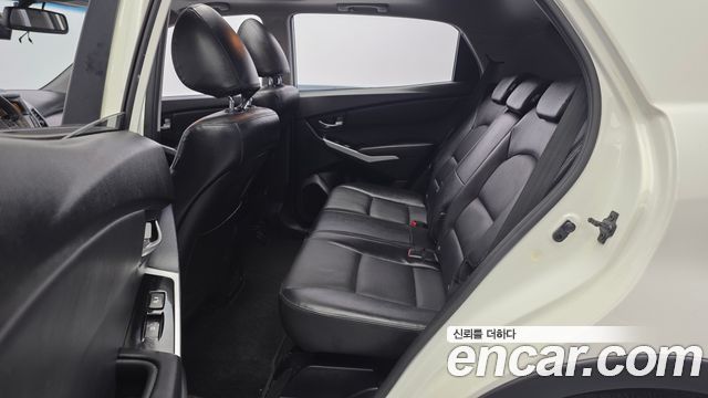 KG Mobility KORANDO 2014 — photo 13