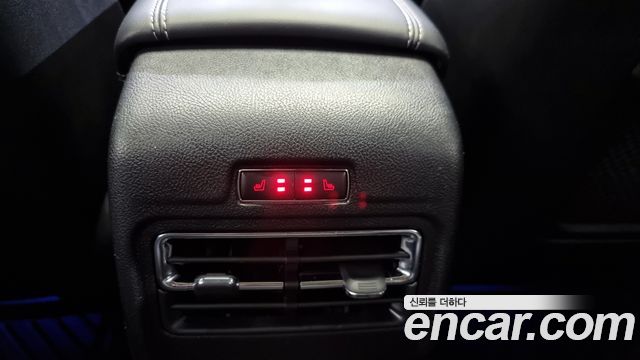 Lincoln Corsair 2021 — photo 17
