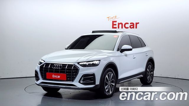 Audi Q5 2023 — photo 1