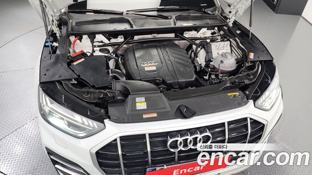 Audi Q5 2023 — photo 6