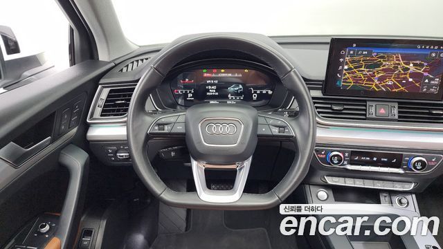 Audi Q5 2023 — photo 13