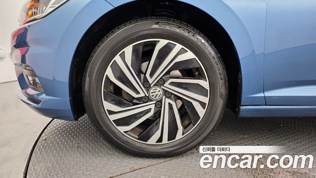 Volkswagen Jetta 2021 — photo 5