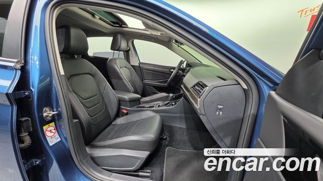 Volkswagen Jetta 2021 — photo 10
