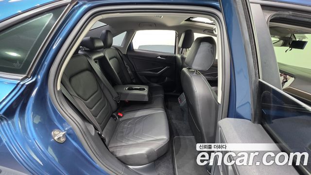 Volkswagen Jetta 2021 — photo 19