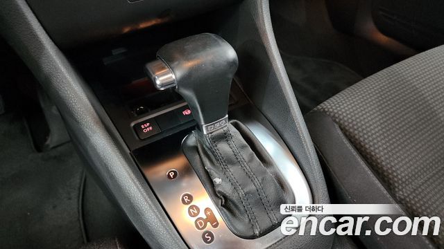 Volkswagen Golf 2010 — photo 9