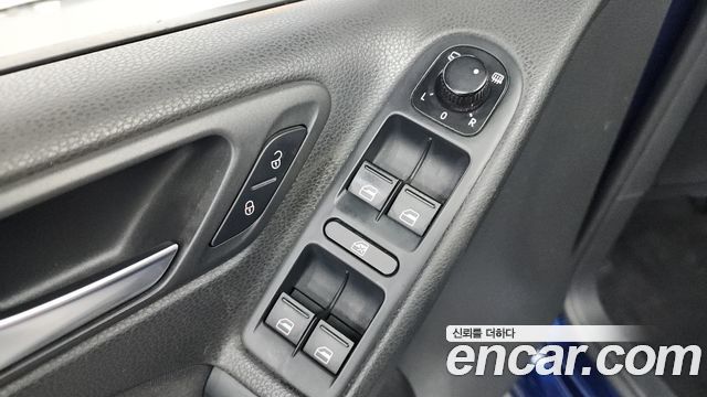 Volkswagen Golf 2010 — photo 14
