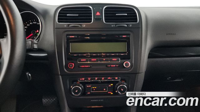 Volkswagen Golf 2010 — photo 16