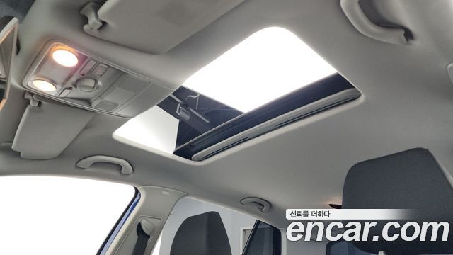 Volkswagen Golf 2010 — photo 19