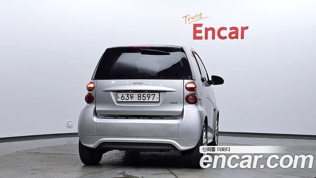 Smart Fortwo 2014 — photo 4