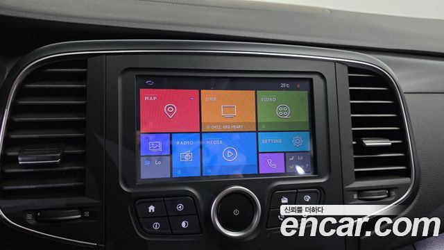 Renault Korea SM6 2017 — photo 17
