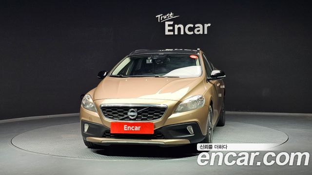 Volvo V40 2013 — photo 3